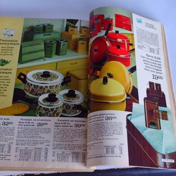 Vintage Eaton's Fall and Winter 1970 Catalog - Picture 5 of 8